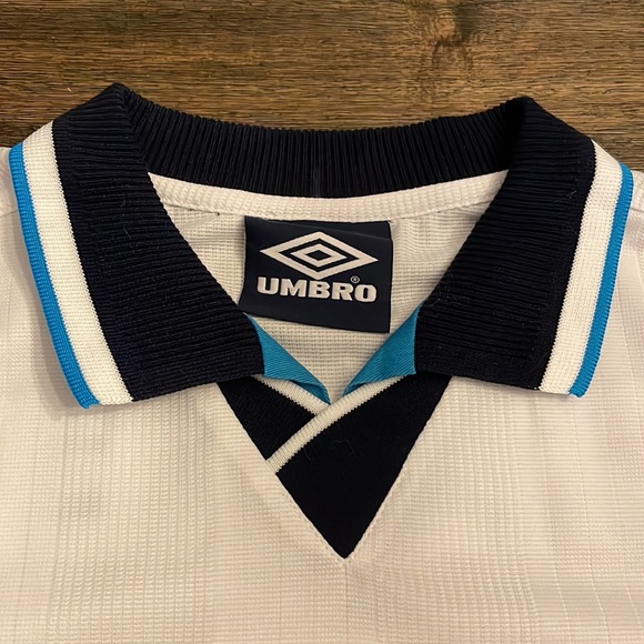 Authentic 1996 England home soccer jersey, New, Small - Picture 3 of 5